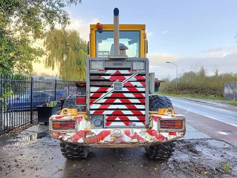 Volvo L 70 C shovel wiellader loader shovel + 3 bakken - Utovarivač na kotačima: slika Volvo L 70 C shovel wiellader loader shovel + 3 bakken - Utovarivač na kotačima Volvo L 70 C shovel wiellader loader shovel + 3 bakken - Utovarivač na kotačima: slika Volvo L 70 C shovel wiellader loader shovel + 3 bakken - Utovarivač na kotačima