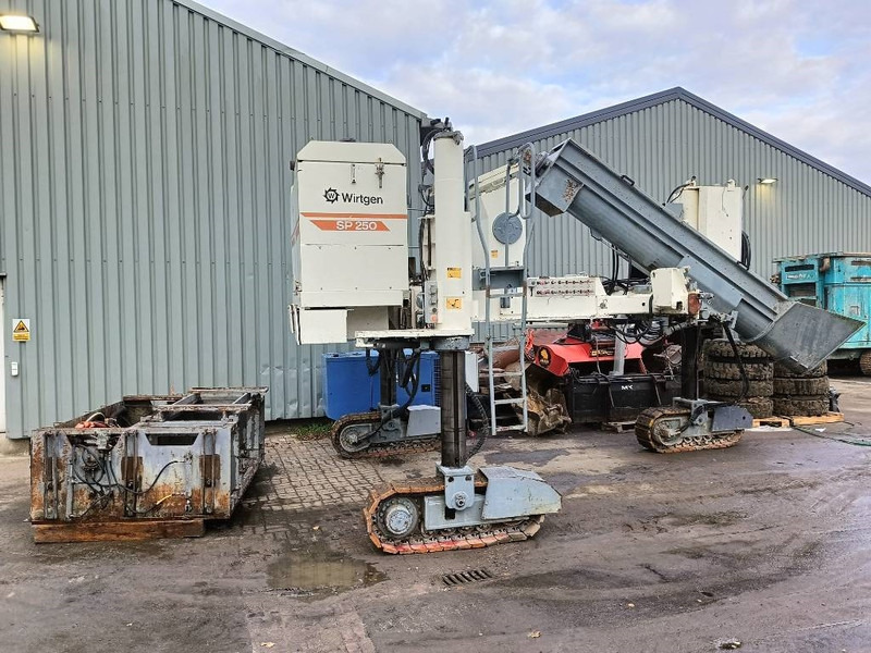 Wirtgen SP 250 500 beton bekisting machine sleep - Finišer za asfalt: slika Wirtgen SP 250 500 beton bekisting machine sleep - Finišer za asfalt Wirtgen SP 250 500 beton bekisting machine sleep - Finišer za asfalt: slika Wirtgen SP 250 500 beton bekisting machine sleep - Finišer za asfalt
