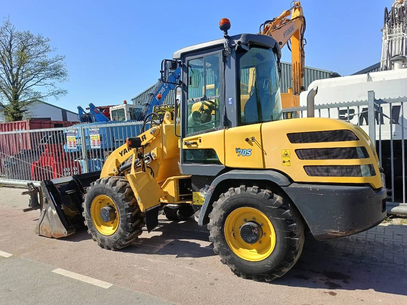 Yanmar terex V 70 S TL100 AR75S shovel wiellader roterend - Utovarivač na kotačima: slika Yanmar terex V 70 S TL100 AR75S shovel wiellader roterend - Utovarivač na kotačima Yanmar terex V 70 S TL100 AR75S shovel wiellader roterend - Utovarivač na kotačima: slika Yanmar terex V 70 S TL100 AR75S shovel wiellader roterend - Utovarivač na kotačima