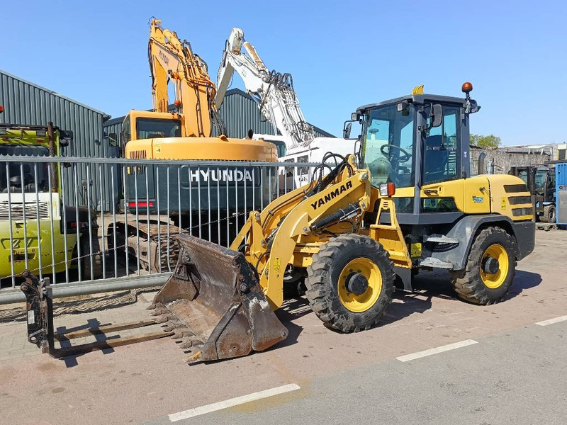 Yanmar terex V 70 S TL100 AR75S shovel wiellader roterend - Utovarivač na kotačima: slika Yanmar terex V 70 S TL100 AR75S shovel wiellader roterend - Utovarivač na kotačima Yanmar terex V 70 S TL100 AR75S shovel wiellader roterend - Utovarivač na kotačima: slika Yanmar terex V 70 S TL100 AR75S shovel wiellader roterend - Utovarivač na kotačima