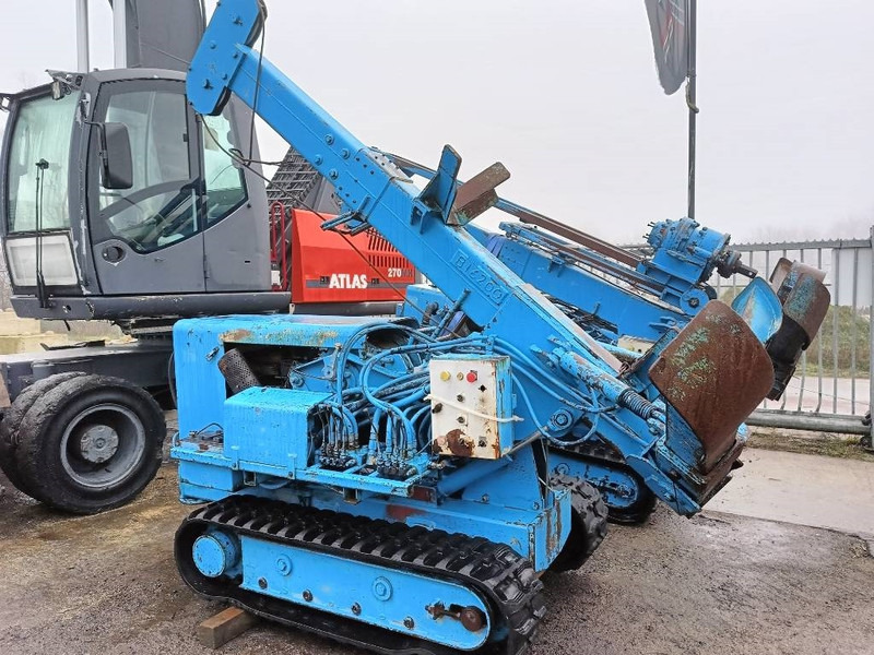 Mining & piling FHPT-1000 2 M drill boor winch lie - Platforma za bušenje: slika mining & piling FHPT-1000 2 M drill boor winch lie - Platforma za bušenje Mining & piling FHPT-1000 2 M drill boor winch lie - Platforma za bušenje: slika mining & piling FHPT-1000 2 M drill boor winch lie - Platforma za bušenje