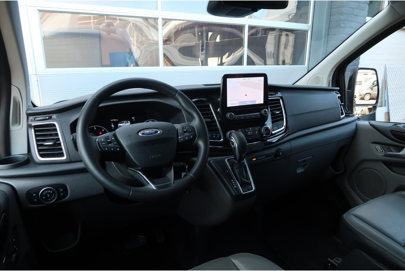 Ford Transit Custom 300 2.0 TDCI L2H1 Limited DC AUT/ LED/ CAMERA/ 2X DEUR/ LEDER/ ACC/ CARPLAY/ CLIMA/ TREKHAAK - Mali kombi, Dostavno vozilo s dvostrukom kabinom: slika Ford Transit Custom 300 2.0 TDCI L2H1 Limited DC AUT/ LED/ CAMERA/ 2X DEUR/ LEDER/ ACC/ CARPLAY/ CLIMA/ TREKHAAK - Mali kombi, Dostavno vozilo s dvostrukom kabinom Ford Transit Custom 300 2.0 TDCI L2H1 Limited DC AUT/ LED/ CAMERA/ 2X DEUR/ LEDER/ ACC/ CARPLAY/ CLIMA/ TREKHAAK - Mali kombi, Dostavno vozilo s dvostrukom kabinom: slika Ford Transit Custom 300 2.0 TDCI L2H1 Limited DC AUT/ LED/ CAMERA/ 2X DEUR/ LEDER/ ACC/ CARPLAY/ CLIMA/ TREKHAAK - Mali kombi, Dostavno vozilo s dvostrukom kabinom