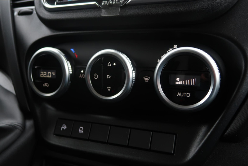 Furgon Iveco Daily 35S18HV 3.0 L2H2 BPM VRIJ/ AUT/ 2X SCHUIFDEUR/ CAMERA/ LED/ CRUISE/ CLIMA/ NAVI/: slika Furgon Iveco Daily 35S18HV 3.0 L2H2 BPM VRIJ/ AUT/ 2X SCHUIFDEUR/ CAMERA/ LED/ CRUISE/ CLIMA/ NAVI/