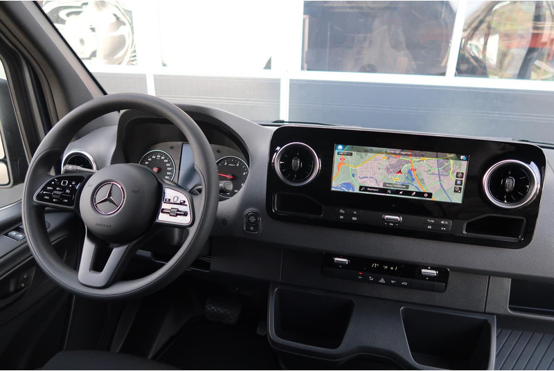 Mercedes-Benz Sprinter 317 CDI L2H2 RWD BPM VRIJ/ AUT/ 3.5T/ LED/ CAMERA/ MBUX/ CRUISE/ CLIMA - Furgon: slika Mercedes-Benz Sprinter 317 CDI L2H2 RWD BPM VRIJ/ AUT/ 3.5T/ LED/ CAMERA/ MBUX/ CRUISE/ CLIMA - Furgon Mercedes-Benz Sprinter 317 CDI L2H2 RWD BPM VRIJ/ AUT/ 3.5T/ LED/ CAMERA/ MBUX/ CRUISE/ CLIMA - Furgon: slika Mercedes-Benz Sprinter 317 CDI L2H2 RWD BPM VRIJ/ AUT/ 3.5T/ LED/ CAMERA/ MBUX/ CRUISE/ CLIMA - Furgon