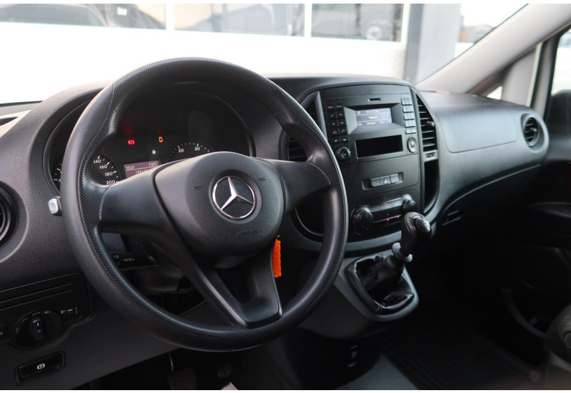 Mali kombi Mercedes-Benz Vito 111 CDI Lang AIRCO/ CRUISE/ TREKHAAK: slika Mali kombi Mercedes-Benz Vito 111 CDI Lang AIRCO/ CRUISE/ TREKHAAK