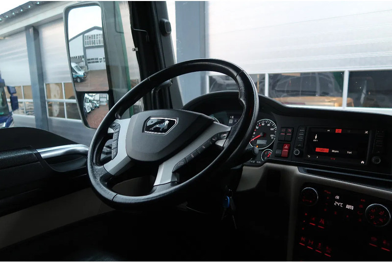 MAN TGX TGX 33.640 6X4 /RETARDER/ HYDRAULIK/ ALCOA'S/ LED/ ETC! - Tegljač: slika MAN TGX TGX 33.640 6X4 /RETARDER/ HYDRAULIK/ ALCOA'S/ LED/ ETC! - Tegljač MAN TGX TGX 33.640 6X4 /RETARDER/ HYDRAULIK/ ALCOA'S/ LED/ ETC! - Tegljač: slika MAN TGX TGX 33.640 6X4 /RETARDER/ HYDRAULIK/ ALCOA'S/ LED/ ETC! - Tegljač