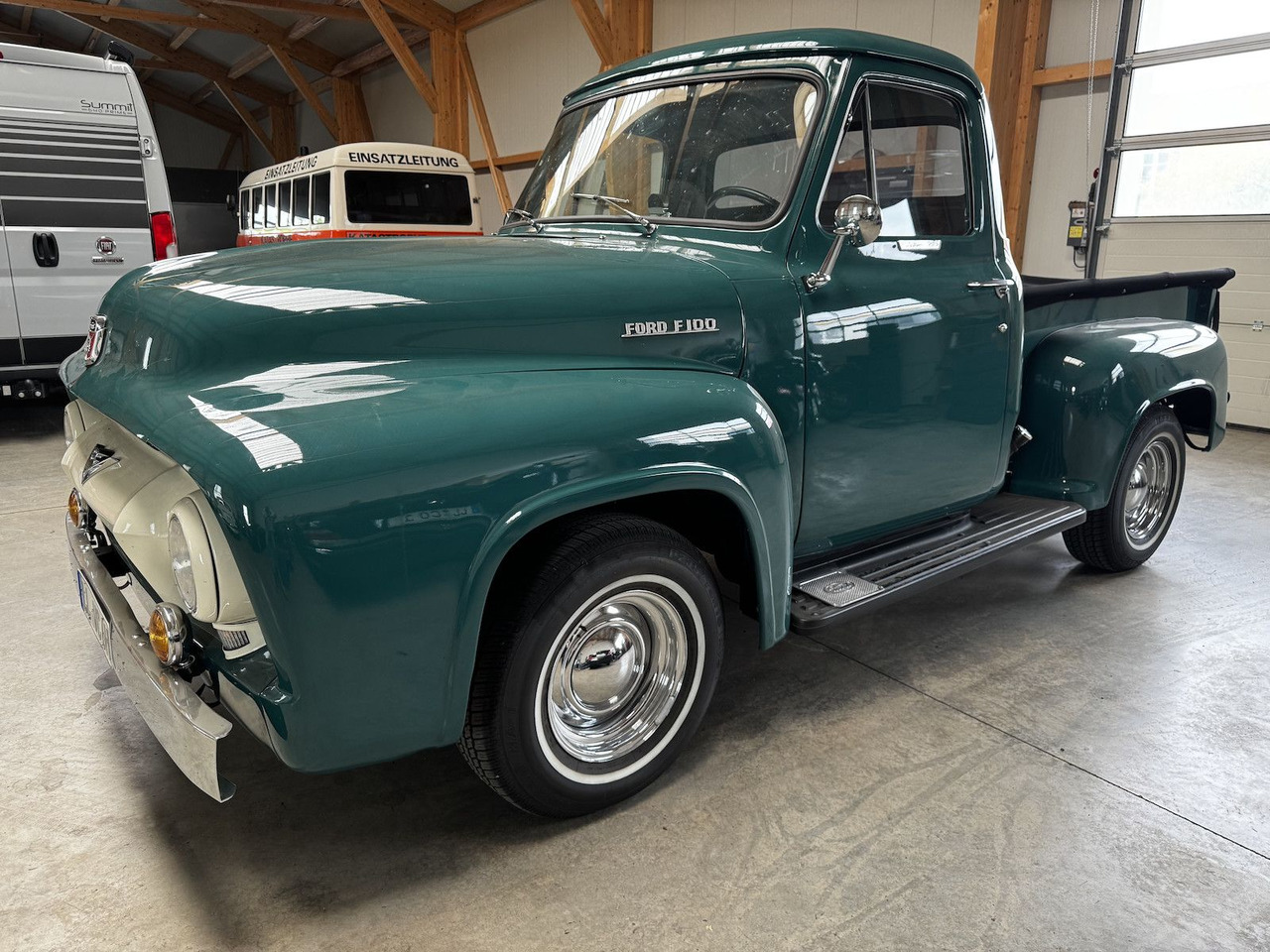 Ford F 100 V8 PickUp Custom Cab Top! - SUV: slika Ford F 100 V8 PickUp Custom Cab Top! - SUV Ford F 100 V8 PickUp Custom Cab Top! - SUV: slika Ford F 100 V8 PickUp Custom Cab Top! - SUV
