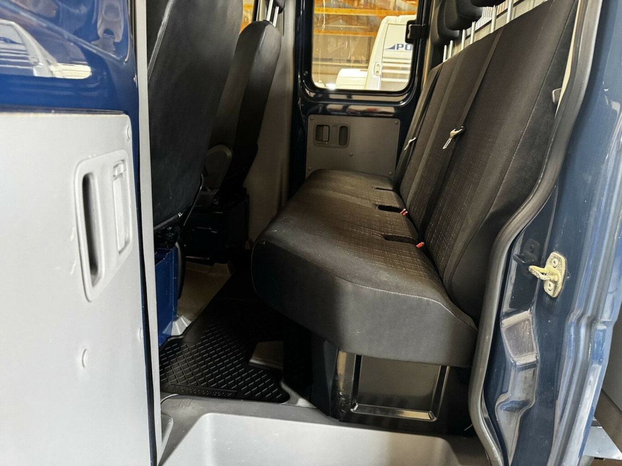 Dostavno vozilo s ravnom platformom, Dostavno vozilo s dvostrukom kabinom Mercedes-Benz Sprinter 313 CDI Doka 4x4 Allrad AHK 3.5t: slika Dostavno vozilo s ravnom platformom, Dostavno vozilo s dvostrukom kabinom Mercedes-Benz Sprinter 313 CDI Doka 4x4 Allrad AHK 3.5t