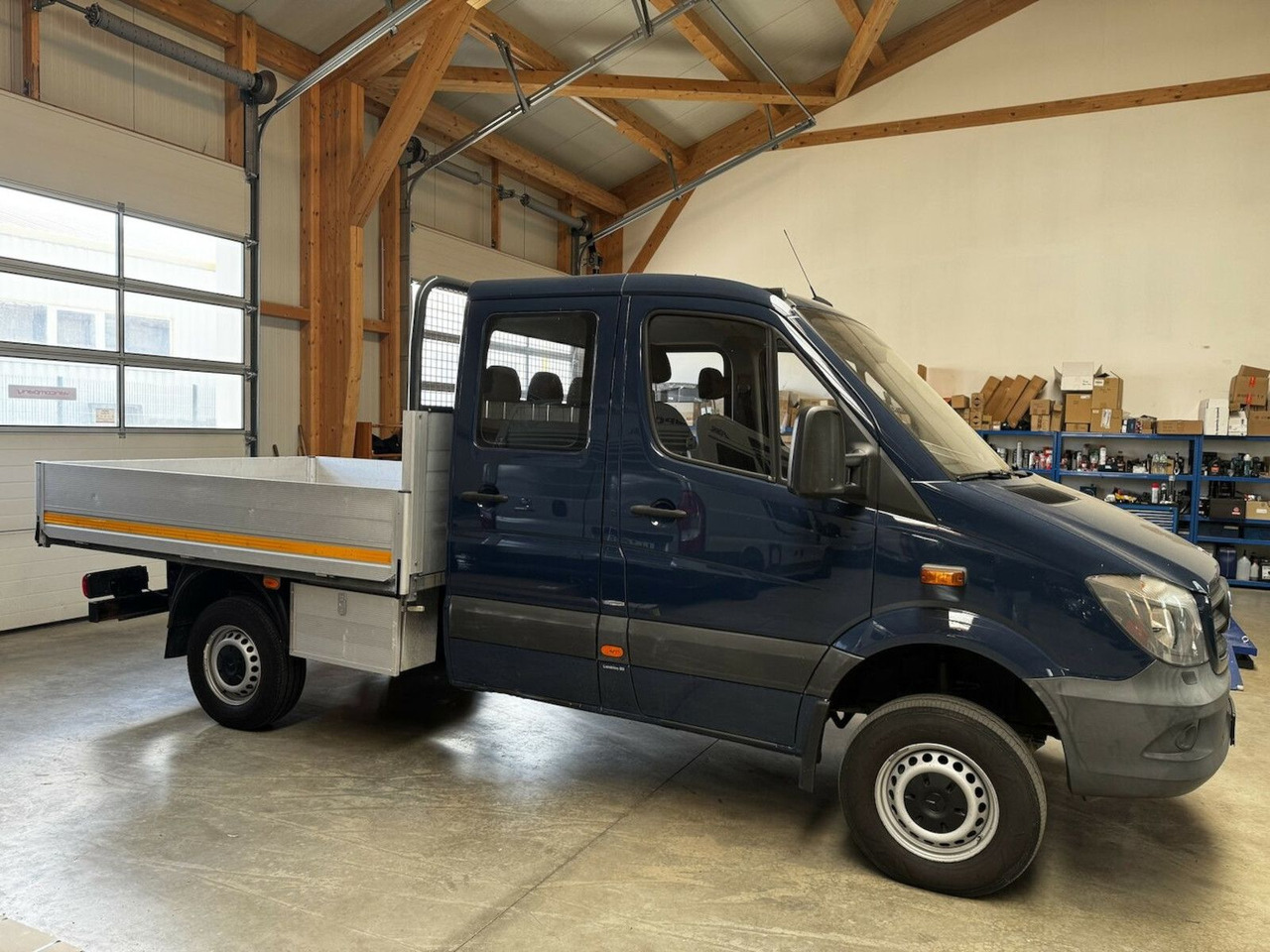 Dostavno vozilo s ravnom platformom, Dostavno vozilo s dvostrukom kabinom Mercedes-Benz Sprinter 313 CDI Doka 4x4 Allrad AHK 3.5t: slika Dostavno vozilo s ravnom platformom, Dostavno vozilo s dvostrukom kabinom Mercedes-Benz Sprinter 313 CDI Doka 4x4 Allrad AHK 3.5t