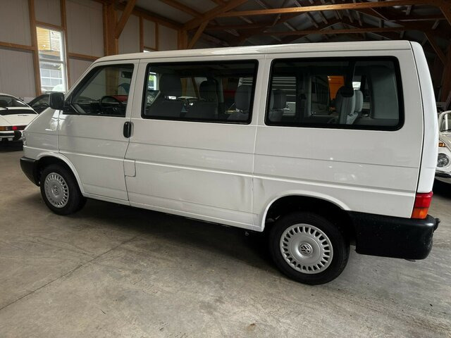 VW T4 Caravelle 2.5 TDI Syncro Sperre 1. Hand!... - Minibus, Putnički kombi: slika VW T4 Caravelle 2.5 TDI Syncro Sperre 1. Hand!... - Minibus, Putnički kombi VW T4 Caravelle 2.5 TDI Syncro Sperre 1. Hand!... - Minibus, Putnički kombi: slika VW T4 Caravelle 2.5 TDI Syncro Sperre 1. Hand!... - Minibus, Putnički kombi