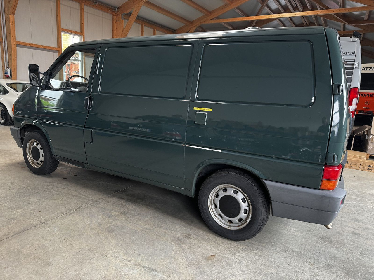Volkswagen T4 2.5 Syncro 1. Hand H-Kennzeichen - Mali kombi: slika Volkswagen T4 2.5 Syncro 1. Hand H-Kennzeichen - Mali kombi Volkswagen T4 2.5 Syncro 1. Hand H-Kennzeichen - Mali kombi: slika Volkswagen T4 2.5 Syncro 1. Hand H-Kennzeichen - Mali kombi