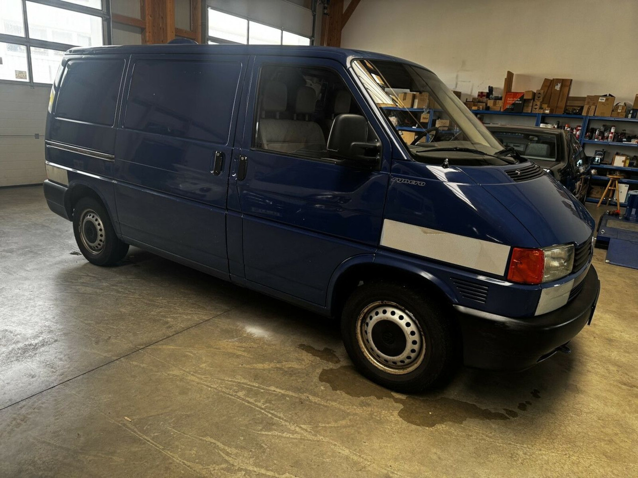 Volkswagen T4 2.5 TDI Syncro 1. Hand MwSt. awb. - Karavan: slika Volkswagen T4 2.5 TDI Syncro 1. Hand MwSt. awb. - Karavan Volkswagen T4 2.5 TDI Syncro 1. Hand MwSt. awb. - Karavan: slika Volkswagen T4 2.5 TDI Syncro 1. Hand MwSt. awb. - Karavan