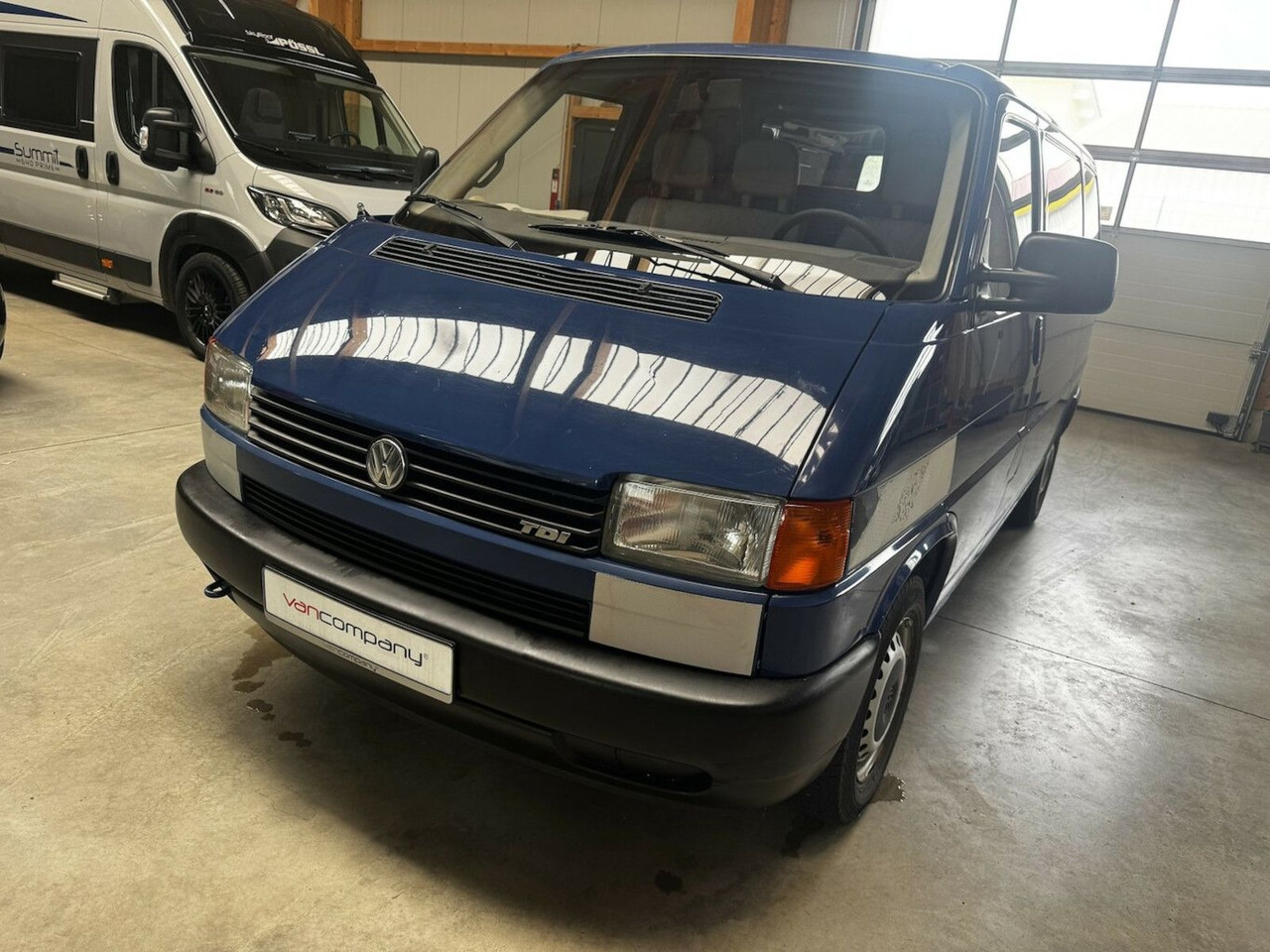 Volkswagen T4 2.5 TDI Syncro 1. Hand MwSt. awb. - Karavan: slika Volkswagen T4 2.5 TDI Syncro 1. Hand MwSt. awb. - Karavan Volkswagen T4 2.5 TDI Syncro 1. Hand MwSt. awb. - Karavan: slika Volkswagen T4 2.5 TDI Syncro 1. Hand MwSt. awb. - Karavan