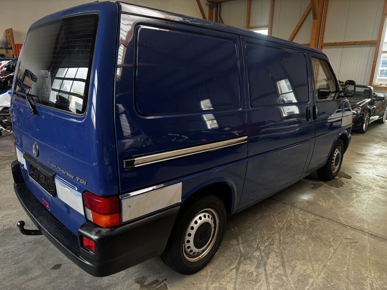 Volkswagen T4 2.5 TDI Syncro 1. Hand - Mali kombi: slika Volkswagen T4 2.5 TDI Syncro 1. Hand - Mali kombi Volkswagen T4 2.5 TDI Syncro 1. Hand - Mali kombi: slika Volkswagen T4 2.5 TDI Syncro 1. Hand - Mali kombi
