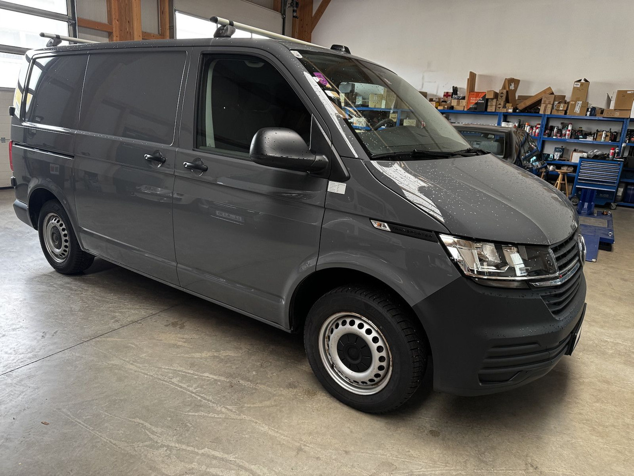 Volkswagen T6.1 Kasten KR 2.0 TDI 4Motion puregrey - Mali kombi: slika Volkswagen T6.1 Kasten KR 2.0 TDI 4Motion puregrey - Mali kombi Volkswagen T6.1 Kasten KR 2.0 TDI 4Motion puregrey - Mali kombi: slika Volkswagen T6.1 Kasten KR 2.0 TDI 4Motion puregrey - Mali kombi