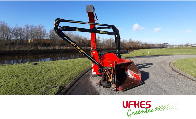 Greentec 930 / Mowi 300 - Drobilica za drvo: slika Greentec 930 / Mowi 300 - Drobilica za drvo Greentec 930 / Mowi 300 - Drobilica za drvo: slika Greentec 930 / Mowi 300 - Drobilica za drvo
