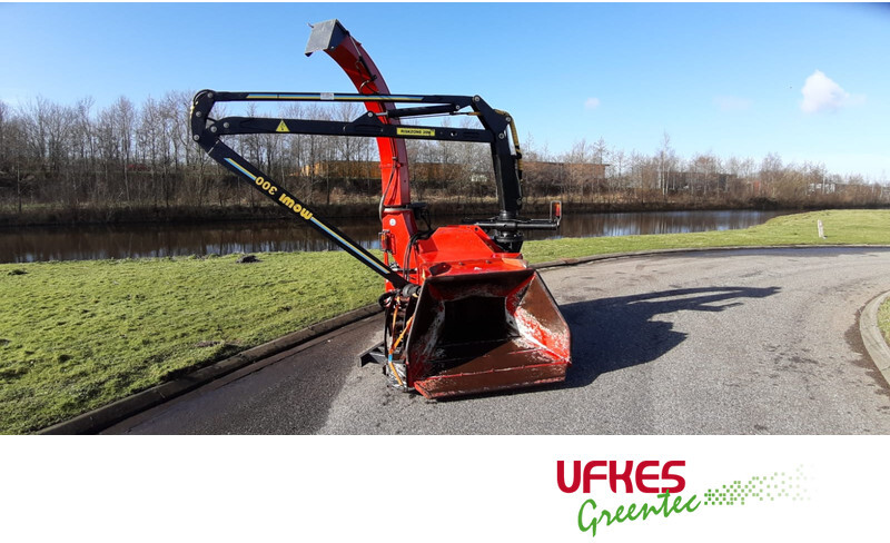 Greentec 930 / Mowi 300 - Drobilica za drvo: slika Greentec 930 / Mowi 300 - Drobilica za drvo Greentec 930 / Mowi 300 - Drobilica za drvo: slika Greentec 930 / Mowi 300 - Drobilica za drvo
