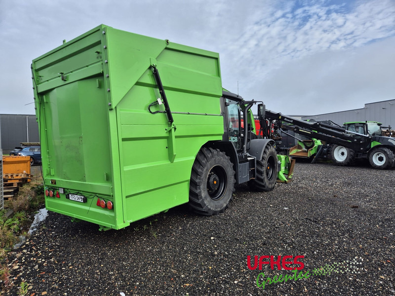 JCB Fastrac 4220 Chipper Combi - Traktor: slika JCB Fastrac 4220 Chipper Combi - Traktor JCB Fastrac 4220 Chipper Combi - Traktor: slika JCB Fastrac 4220 Chipper Combi - Traktor