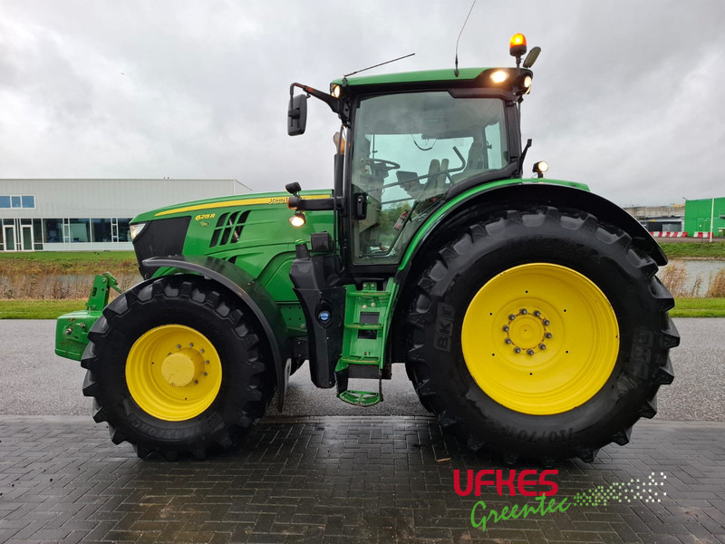 John Deere 6215 R - Traktor: slika John Deere 6215 R - Traktor John Deere 6215 R - Traktor: slika John Deere 6215 R - Traktor