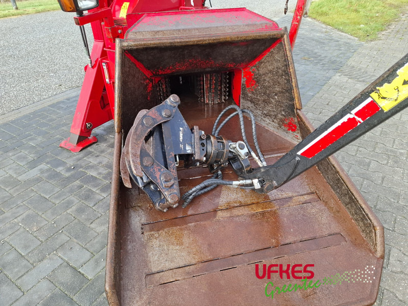 TP 270 PTO K front - Drobilica za drvo: slika TP 270 PTO K front - Drobilica za drvo TP 270 PTO K front - Drobilica za drvo: slika TP 270 PTO K front - Drobilica za drvo