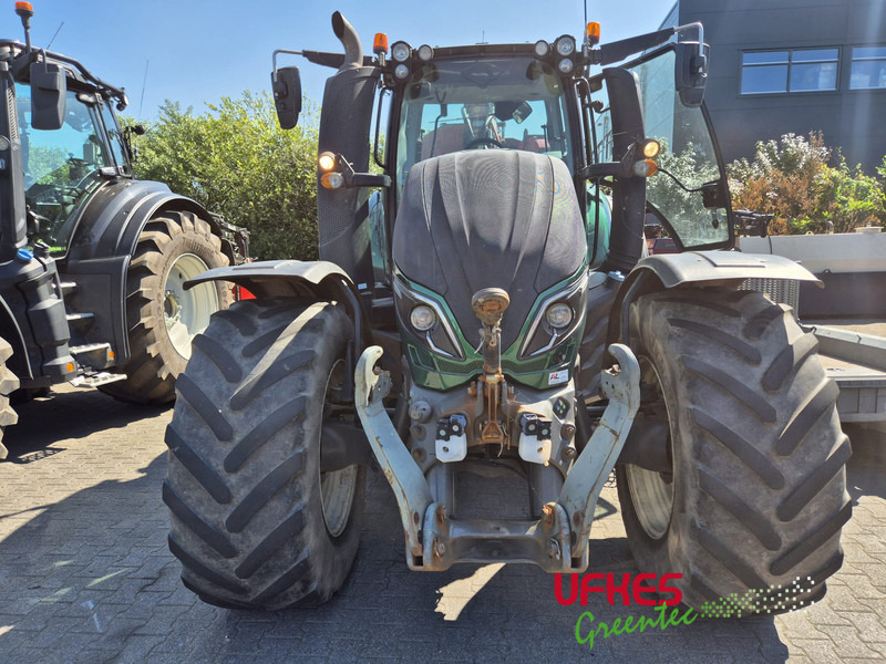 Valtra T 194 Direct TwinTrac - Traktor: slika Valtra T 194 Direct TwinTrac - Traktor Valtra T 194 Direct TwinTrac - Traktor: slika Valtra T 194 Direct TwinTrac - Traktor