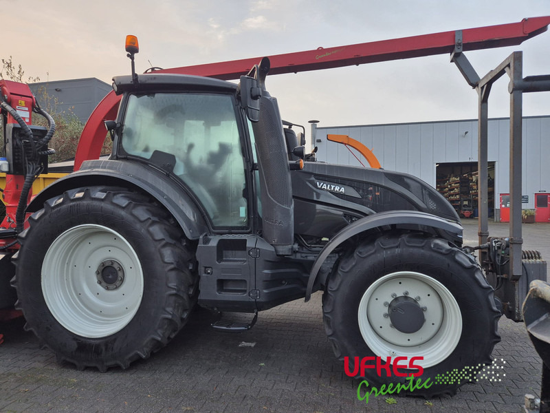 Valtra T 234 Direct TwinTrac - Traktor: slika Valtra T 234 Direct TwinTrac - Traktor Valtra T 234 Direct TwinTrac - Traktor: slika Valtra T 234 Direct TwinTrac - Traktor