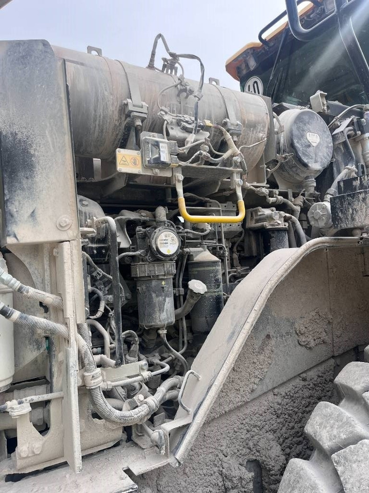 Utovarivač na kotačima KOMATSU WA475-10EO: slika Utovarivač na kotačima KOMATSU WA475-10EO