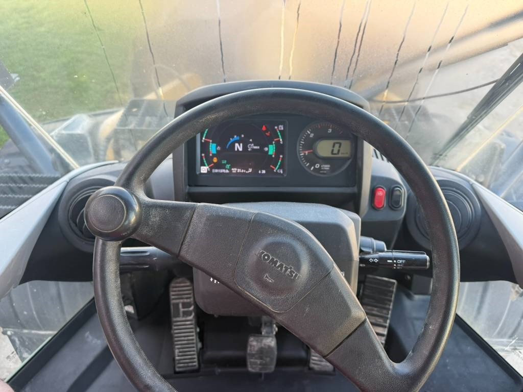 Utovarivač na kotačima KOMATSU WA475-10EO: slika Utovarivač na kotačima KOMATSU WA475-10EO