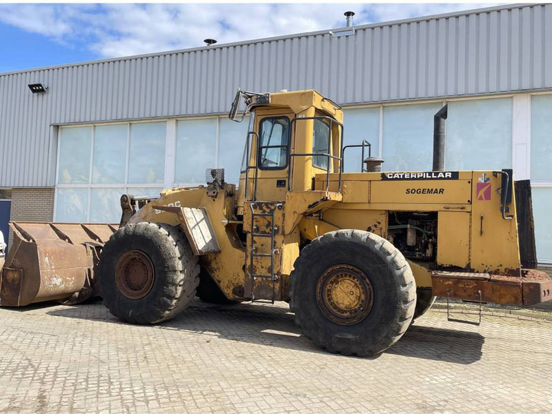 Cat 980C - Utovarivač na kotačima: slika Cat 980C - Utovarivač na kotačima Cat 980C - Utovarivač na kotačima: slika Cat 980C - Utovarivač na kotačima