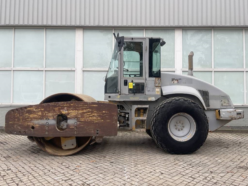 Cat CS 663 E - Valjak: slika Cat CS 663 E - Valjak Cat CS 663 E - Valjak: slika Cat CS 663 E - Valjak