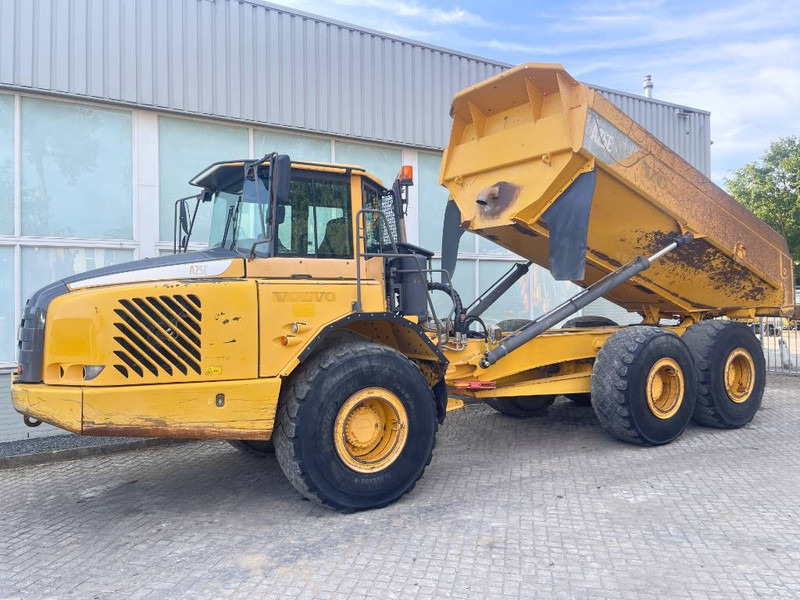 Volvo A 25 E 2007 - Zglobni istovarivač: slika Volvo A 25 E 2007 - Zglobni istovarivač Volvo A 25 E 2007 - Zglobni istovarivač: slika Volvo A 25 E 2007 - Zglobni istovarivač