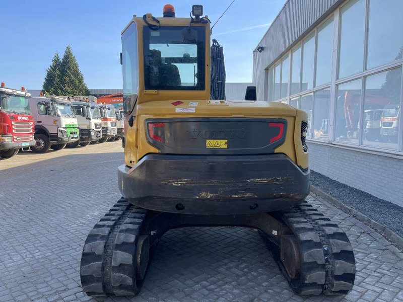 Volvo ECR 88 D 2016 CE - Mini bager: slika Volvo ECR 88 D 2016 CE - Mini bager Volvo ECR 88 D 2016 CE - Mini bager: slika Volvo ECR 88 D 2016 CE - Mini bager