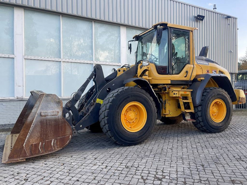 Volvo L 60 H (ONLY 5667H) - Utovarivač na kotačima: slika Volvo L 60 H (ONLY 5667H) - Utovarivač na kotačima Volvo L 60 H (ONLY 5667H) - Utovarivač na kotačima: slika Volvo L 60 H (ONLY 5667H) - Utovarivač na kotačima