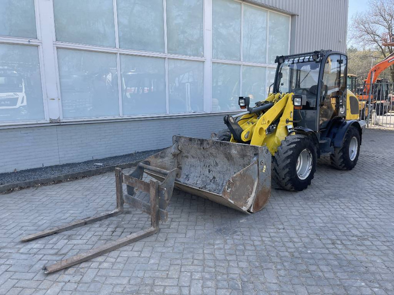 WACKER NEUSON WL 44 2017 CE - Utovarivač na kotačima: slika WACKER NEUSON WL 44 2017 CE - Utovarivač na kotačima WACKER NEUSON WL 44 2017 CE - Utovarivač na kotačima: slika WACKER NEUSON WL 44 2017 CE - Utovarivač na kotačima