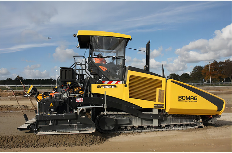 BOMAG BF800C Asphalt Paver Machine Used Asphalt Paver - Finišer za asfalt: slika BOMAG BF800C Asphalt Paver Machine Used Asphalt Paver - Finišer za asfalt BOMAG BF800C Asphalt Paver Machine Used Asphalt Paver - Finišer za asfalt: slika BOMAG BF800C Asphalt Paver Machine Used Asphalt Paver - Finišer za asfalt