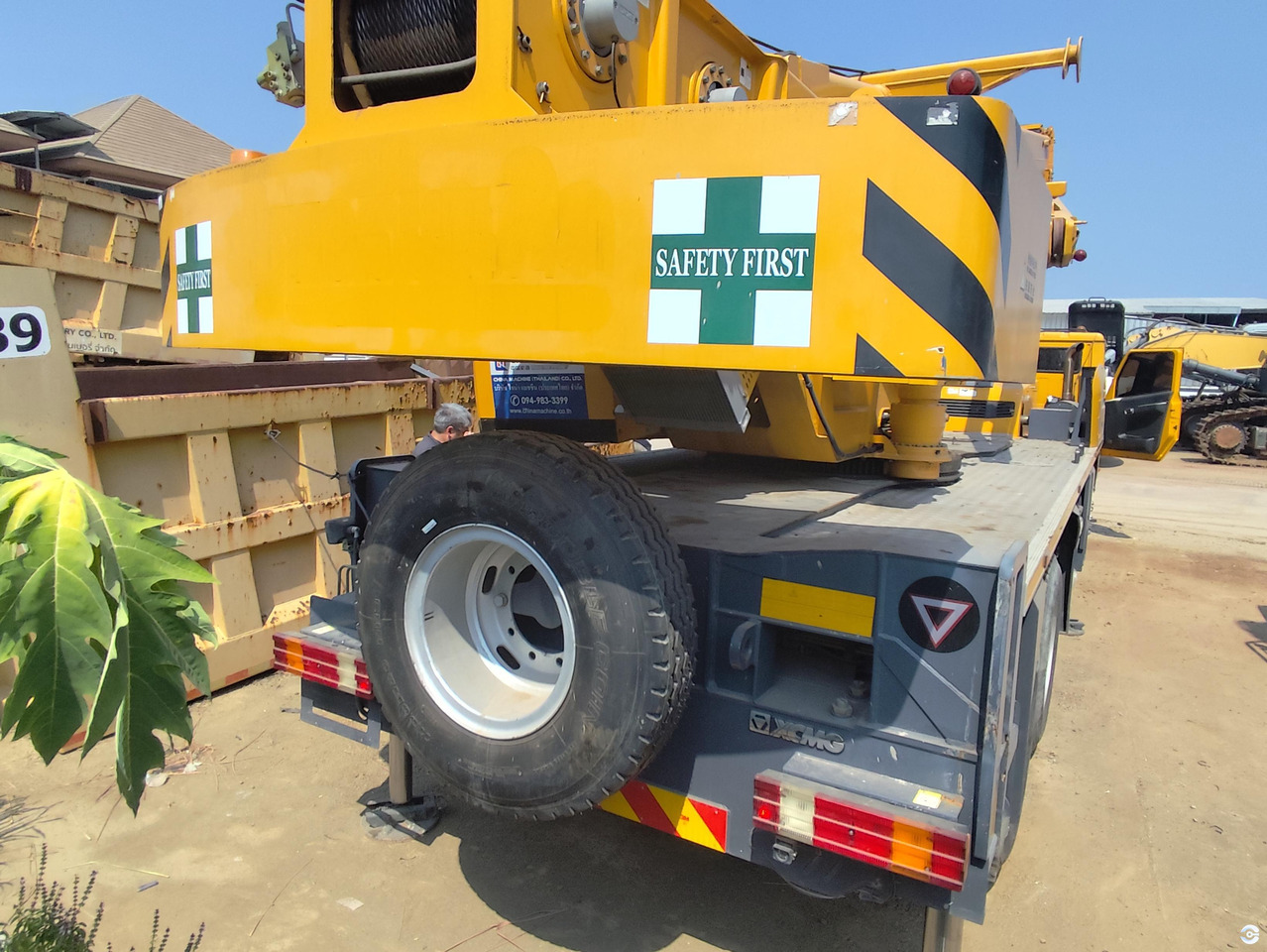 XCMG XCT30_Y 30ton truck crane diesel lift machine for sale - Građevinski strojevi: slika XCMG XCT30_Y 30ton truck crane diesel lift machine for sale - Građevinski strojevi XCMG XCT30_Y 30ton truck crane diesel lift machine for sale - Građevinski strojevi: slika XCMG XCT30_Y 30ton truck crane diesel lift machine for sale - Građevinski strojevi