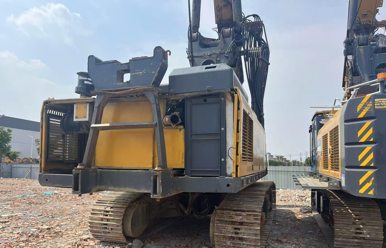 XCMG XR400E used rotary drilling rig price - Građevinski strojevi: slika XCMG XR400E used rotary drilling rig price - Građevinski strojevi XCMG XR400E used rotary drilling rig price - Građevinski strojevi: slika XCMG XR400E used rotary drilling rig price - Građevinski strojevi