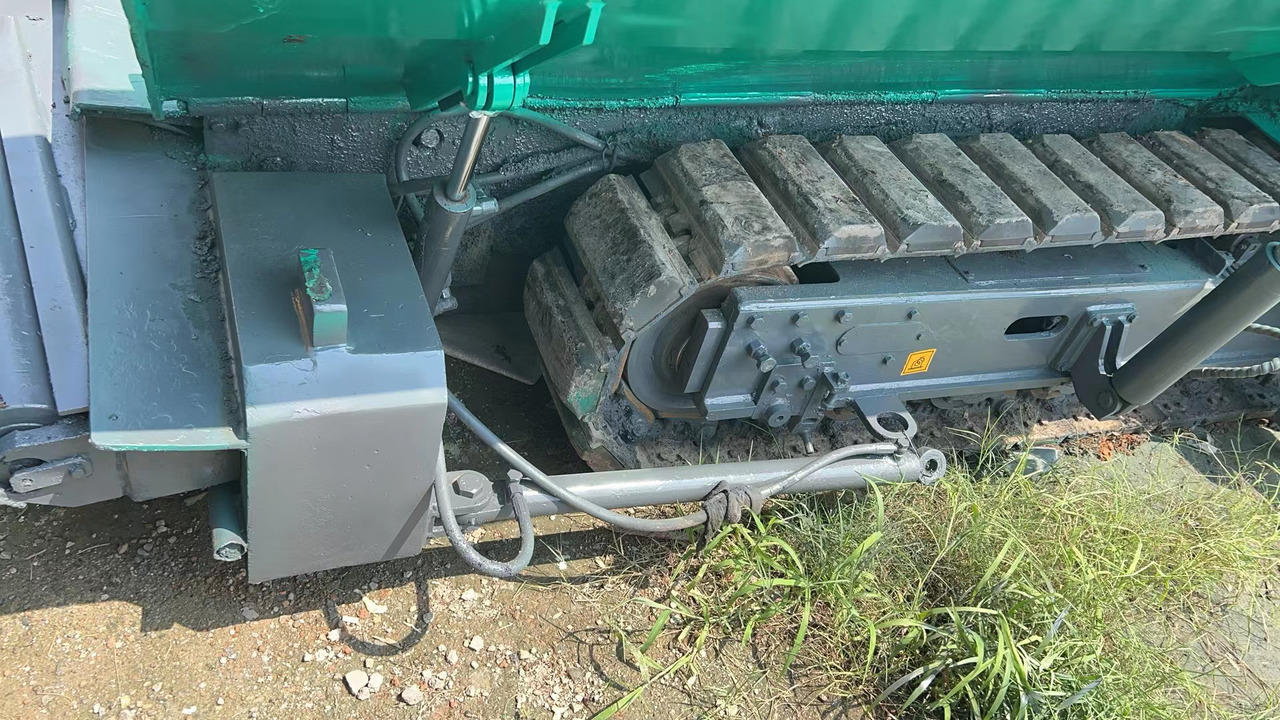 VOGELE S1880-3L  Used paver laying machine 10m concrete road asphalt paver - Finišer za asfalt: slika  VOGELE S1880-3L  Used paver laying machine 10m concrete road asphalt paver - Finišer za asfalt VOGELE S1880-3L  Used paver laying machine 10m concrete road asphalt paver - Finišer za asfalt: slika  VOGELE S1880-3L  Used paver laying machine 10m concrete road asphalt paver - Finišer za asfalt