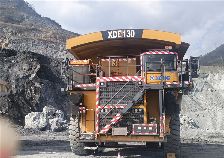 XCMG 2021 Year Used Mine Dump Truck Xde130 Second Hand 130 Ton Mining Dump Truck for Sale - Kruti istovarivač/ Kamion za prijevoz kamenja: slika XCMG 2021 Year Used Mine Dump Truck Xde130 Second Hand 130 Ton Mining Dump Truck for Sale - Kruti istovarivač/ Kamion za prijevoz kamenja XCMG 2021 Year Used Mine Dump Truck Xde130 Second Hand 130 Ton Mining Dump Truck for Sale - Kruti istovarivač/ Kamion za prijevoz kamenja: slika XCMG 2021 Year Used Mine Dump Truck Xde130 Second Hand 130 Ton Mining Dump Truck for Sale - Kruti istovarivač/ Kamion za prijevoz kamenja