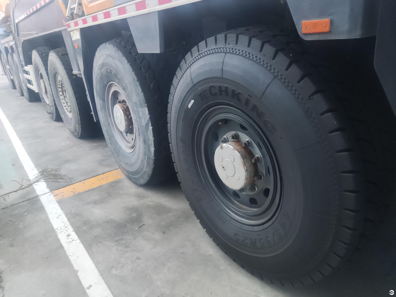 XCMG 2022 used 500ton all terrain crane truck price - Autodizalica za sve terene: slika XCMG 2022 used 500ton all terrain crane truck price - Autodizalica za sve terene XCMG 2022 used 500ton all terrain crane truck price - Autodizalica za sve terene: slika XCMG 2022 used 500ton all terrain crane truck price - Autodizalica za sve terene