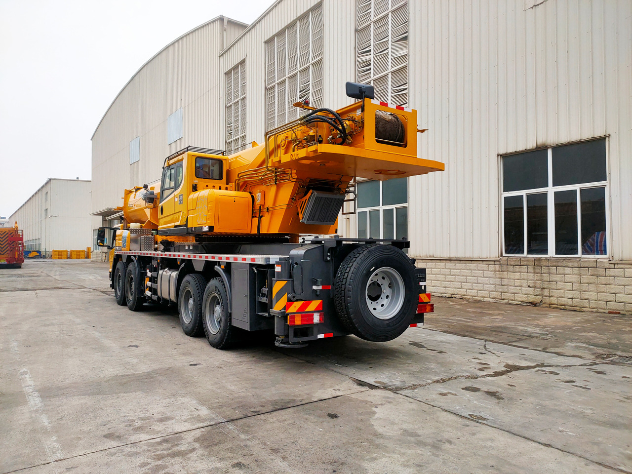 XCMG Factory Hydraulic Crane Telescopic Boom XCT100L7_1 Used 100 Ton Truck Crane For Sale - Autodizalica: slika XCMG Factory Hydraulic Crane Telescopic Boom XCT100L7_1 Used 100 Ton Truck Crane For Sale - Autodizalica XCMG Factory Hydraulic Crane Telescopic Boom XCT100L7_1 Used 100 Ton Truck Crane For Sale - Autodizalica: slika XCMG Factory Hydraulic Crane Telescopic Boom XCT100L7_1 Used 100 Ton Truck Crane For Sale - Autodizalica