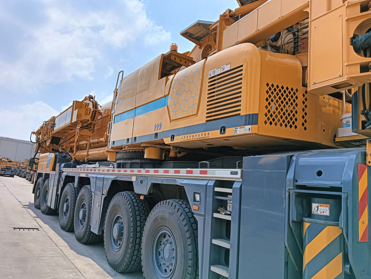 XCMG Manufacturer Second Hand Hydraulic Crane XCA600 600 Ton All Terrain Cranes Price - Autodizalica za sve terene: slika XCMG Manufacturer Second Hand Hydraulic Crane XCA600 600 Ton All Terrain Cranes Price - Autodizalica za sve terene XCMG Manufacturer Second Hand Hydraulic Crane XCA600 600 Ton All Terrain Cranes Price - Autodizalica za sve terene: slika XCMG Manufacturer Second Hand Hydraulic Crane XCA600 600 Ton All Terrain Cranes Price - Autodizalica za sve terene