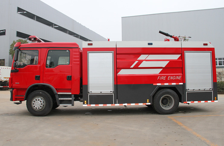 XCMG Official 2024 Year Used Fire Fighting Truck YZR5110 China Water Tank Fire Rescue Truck For Sale - Vatrogasno vozilo: slika XCMG Official 2024 Year Used Fire Fighting Truck YZR5110 China Water Tank Fire Rescue Truck For Sale - Vatrogasno vozilo XCMG Official 2024 Year Used Fire Fighting Truck YZR5110 China Water Tank Fire Rescue Truck For Sale - Vatrogasno vozilo: slika XCMG Official 2024 Year Used Fire Fighting Truck YZR5110 China Water Tank Fire Rescue Truck For Sale - Vatrogasno vozilo