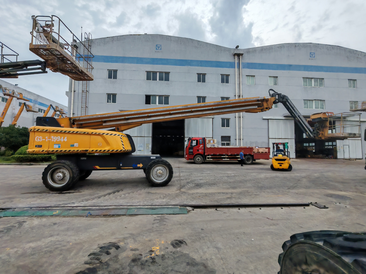 XCMG Official Articulated Boom Lift GTBZ42S 42m Used Cherry Picker Sale - Teleskopski krak: slika XCMG Official Articulated Boom Lift GTBZ42S 42m Used Cherry Picker Sale - Teleskopski krak XCMG Official Articulated Boom Lift GTBZ42S 42m Used Cherry Picker Sale - Teleskopski krak: slika XCMG Official Articulated Boom Lift GTBZ42S 42m Used Cherry Picker Sale - Teleskopski krak