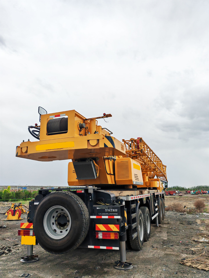 XCMG Official QY100K6C Second Hand Pickup Truck Crane 100t All Terrain Crane - Autodizalica: slika XCMG Official QY100K6C Second Hand Pickup Truck Crane 100t All Terrain Crane - Autodizalica XCMG Official QY100K6C Second Hand Pickup Truck Crane 100t All Terrain Crane - Autodizalica: slika XCMG Official QY100K6C Second Hand Pickup Truck Crane 100t All Terrain Crane - Autodizalica