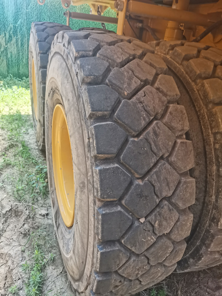 Istovarivač XCMG Official XDR80T 70 Ton Wheel Dumper Second Hand Chinese Tipper Truck Best Price: slika Istovarivač XCMG Official XDR80T 70 Ton Wheel Dumper Second Hand Chinese Tipper Truck Best Price
