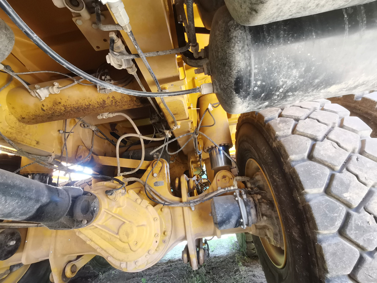 Istovarivač XCMG Official XDR80T 70 Ton Wheel Dumper Second Hand Chinese Tipper Truck Best Price: slika Istovarivač XCMG Official XDR80T 70 Ton Wheel Dumper Second Hand Chinese Tipper Truck Best Price