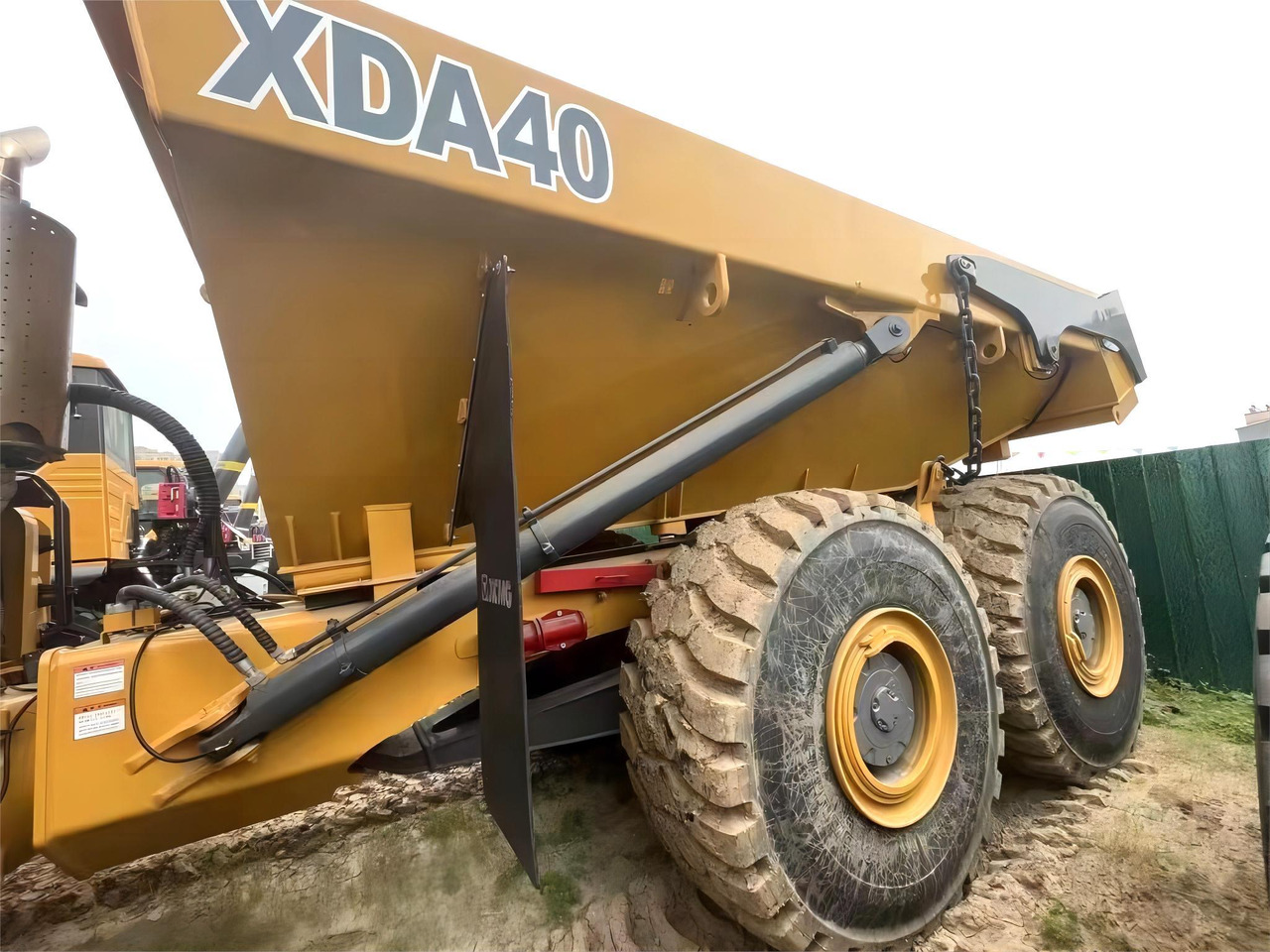 XCMG Official Xda40 40 Ton Second Hand Used Mining Dump Truck with Good Price - Zglobni istovarivač: slika XCMG Official Xda40 40 Ton Second Hand Used Mining Dump Truck with Good Price - Zglobni istovarivač XCMG Official Xda40 40 Ton Second Hand Used Mining Dump Truck with Good Price - Zglobni istovarivač: slika XCMG Official Xda40 40 Ton Second Hand Used Mining Dump Truck with Good Price - Zglobni istovarivač