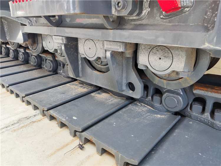 XCMG Official Xr280e Hydraulic Rotary Table Drill Rig Used Drilling Rig Machine for Sale - Platforma za bušenje: slika XCMG Official Xr280e Hydraulic Rotary Table Drill Rig Used Drilling Rig Machine for Sale - Platforma za bušenje XCMG Official Xr280e Hydraulic Rotary Table Drill Rig Used Drilling Rig Machine for Sale - Platforma za bušenje: slika XCMG Official Xr280e Hydraulic Rotary Table Drill Rig Used Drilling Rig Machine for Sale - Platforma za bušenje