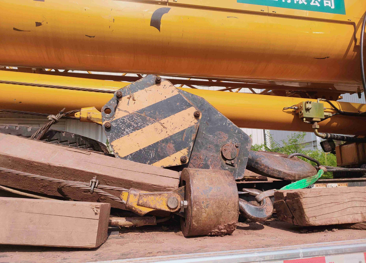 XCMG QY50K5D_1 50ton mobile crane truck price - Autodizalica: slika XCMG QY50K5D_1 50ton mobile crane truck price - Autodizalica XCMG QY50K5D_1 50ton mobile crane truck price - Autodizalica: slika XCMG QY50K5D_1 50ton mobile crane truck price - Autodizalica